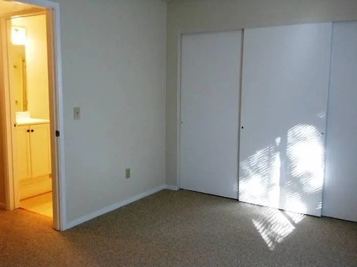 1250 Salem Pl #3 — Photo 9