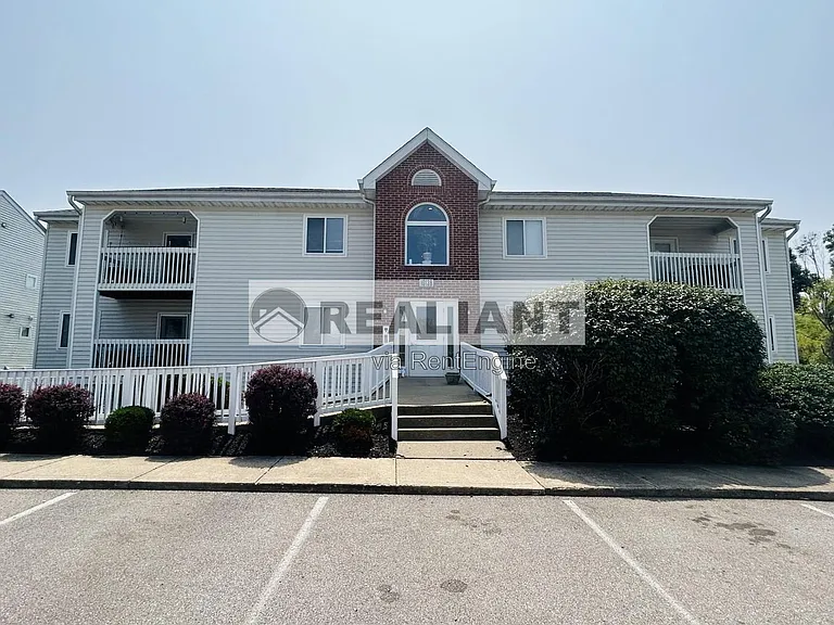 10136 Carnation Ct #9 — Photo 1
