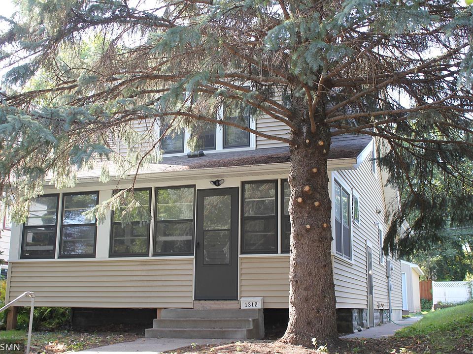 2nd image of 1312 James Ave