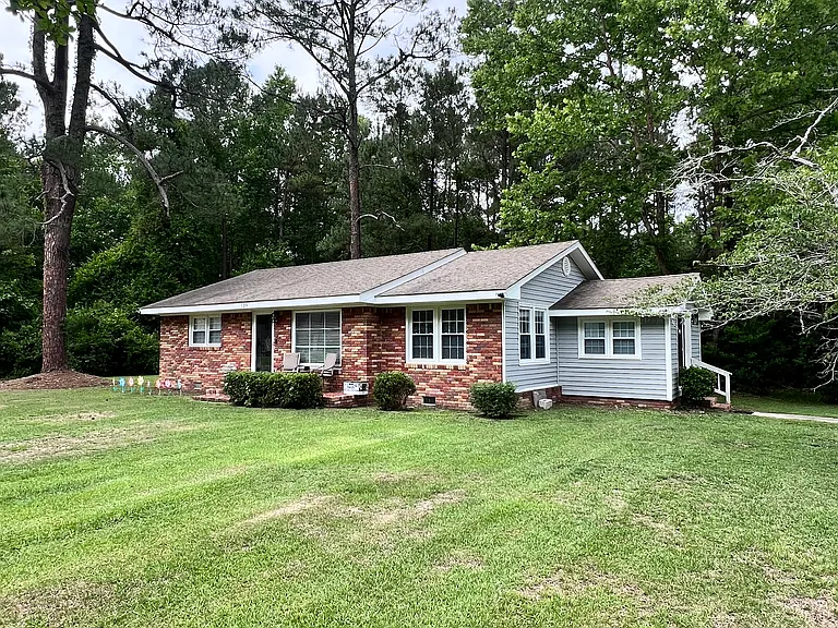 Cox Ln — Photo 1