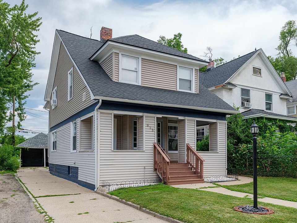1st image of 813 Reed St
