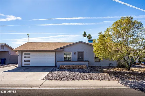 1211 W Palomino Dr Photo 1