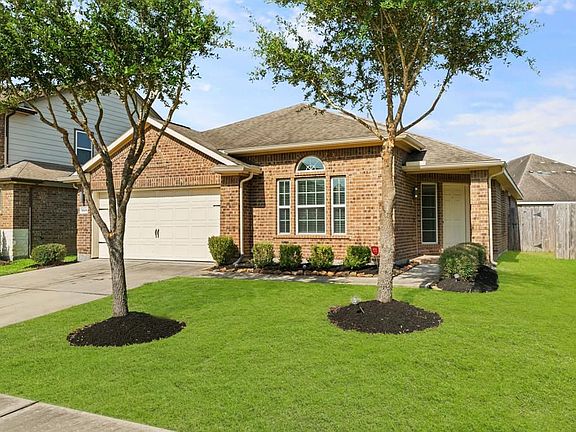 2nd image of 5606 Drumlin Field Way