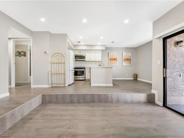 4425 Woodpine Dr Unit 106, Las Vegas, NV 89119