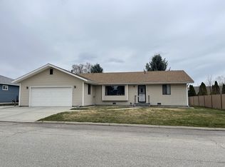 309 9th St, Stevensville, MT 59870
