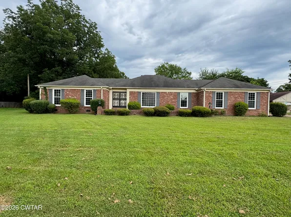 280 Stonehaven Cv, Jackson, TN 38305