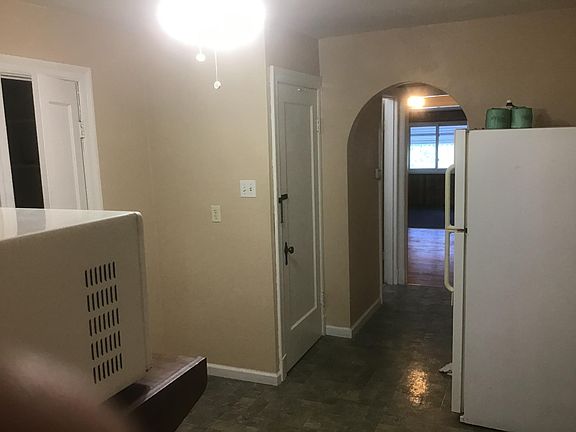 2nd image of 8514 Kathleen Ave