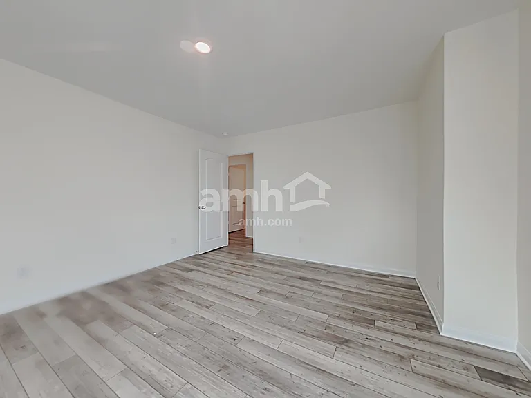 1211 Treeta Trl — Photo 20