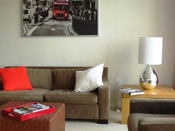 4th image of 10275 Collins Ave APT 424
