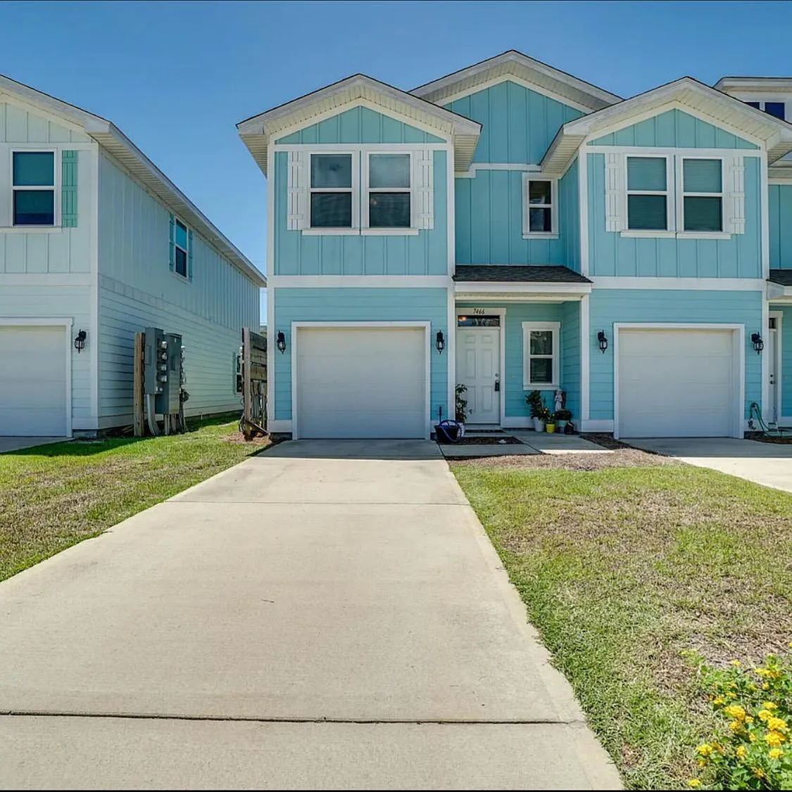 7466 Shadow Lake Dr — Photo 1