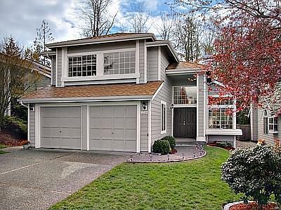 907 S 32nd Street; Rentonm, WA  98055