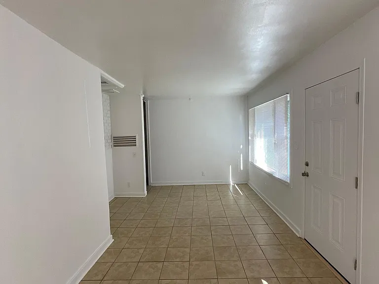 3005 Abelia Dr — Photo 2