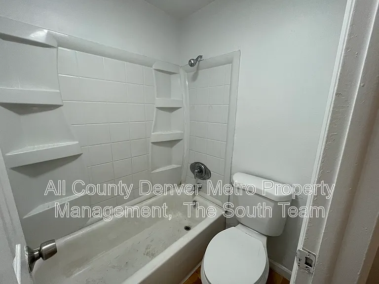 1622 Alton St #202 — Photo 7