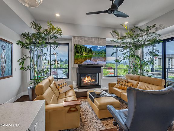 2nd image of 1579 W Riverstone Dr #304