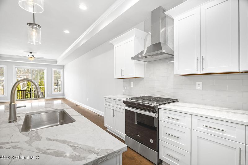 4th image of 78 Cambridge Way