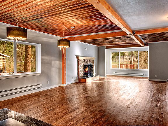 Livingroom & Diningroom