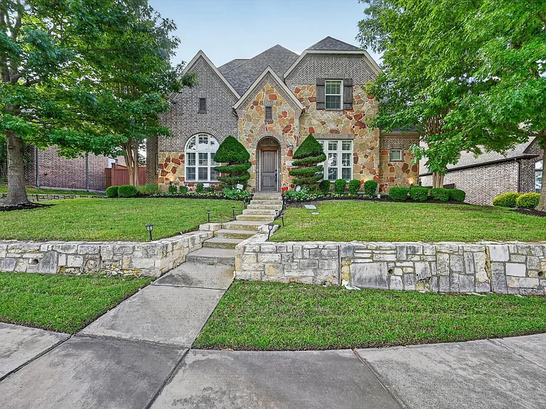 10075 Stancil Ln — Photo 1