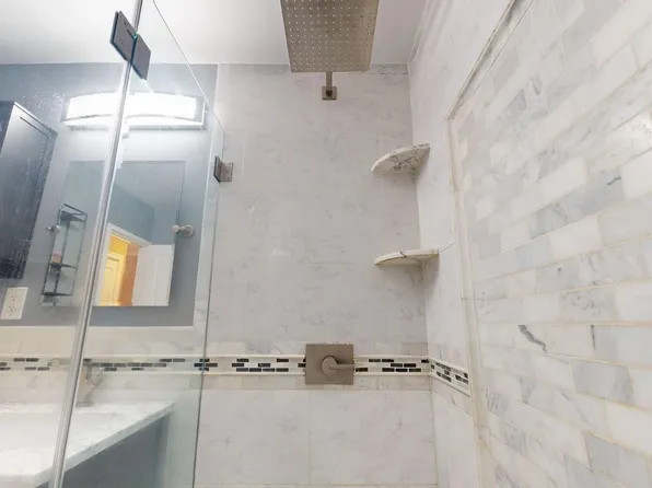 118-17 Union Turnpike image 36 of 49