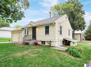 1330 N 64th St, Lincoln, NE 68505