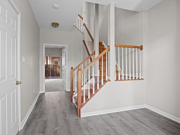 3rd image of 12951 Wood Crescent Cir