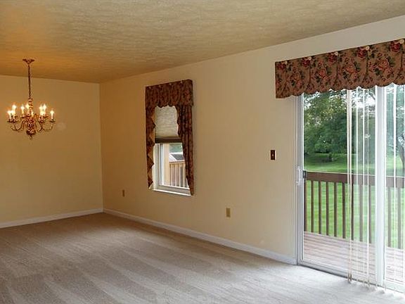 5th image of 110 Bruton Dr
