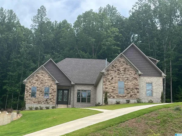 2112 Grey Oaks Ter, Pelham, AL 35124