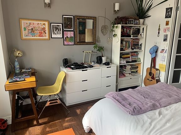 5th image of 784 Manhattan Ave APT 4R