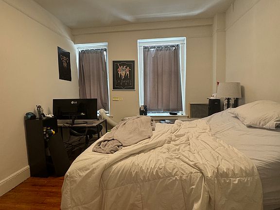 3rd image of 515 Cathedral Pkwy #4B