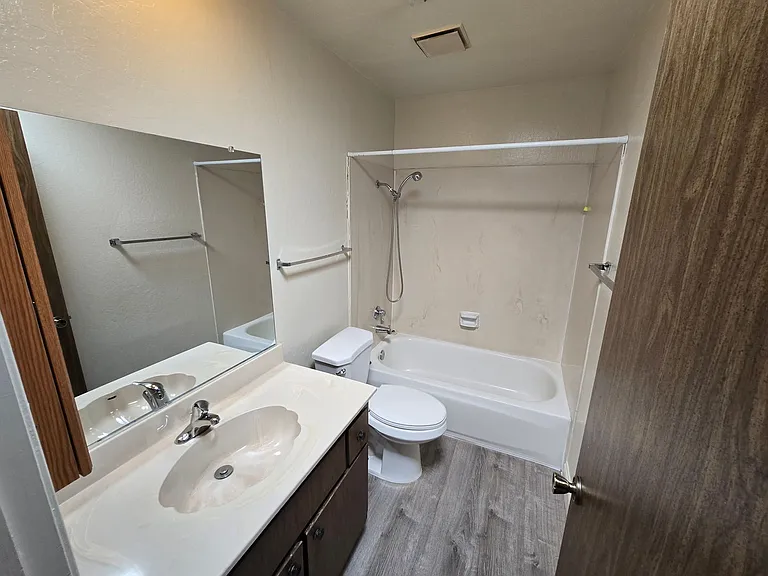 505 Mission Pl — Photo 18