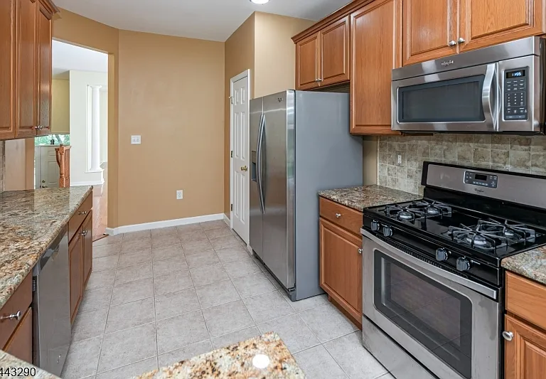 40 Kennedy Ct — Photo 27