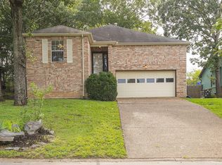 609 Bluewater Dr, Nashville, TN 37217