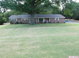 2951 Silver Lake Rd, Bartlesville, OK 74006