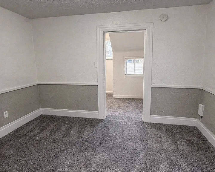 Unit Photo