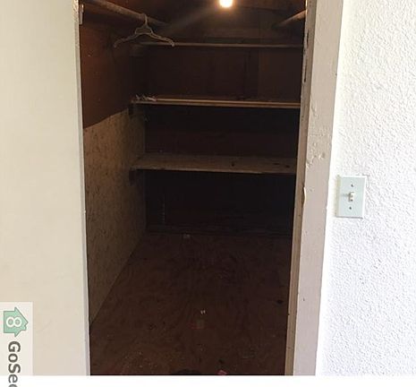 2nd image of 4724 E 44th St