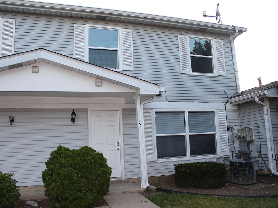 1st image of 17 Wildwood Ln #G