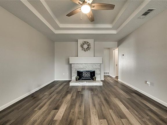 4th image of 5333 Northridge Blvd