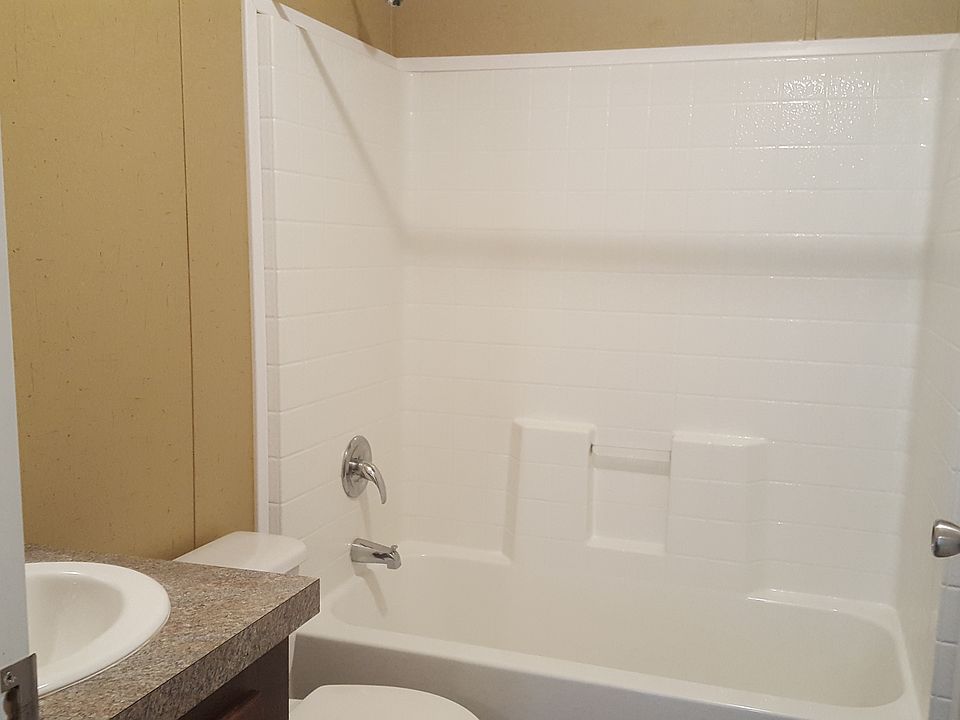 2nd image of 116 1st St #33