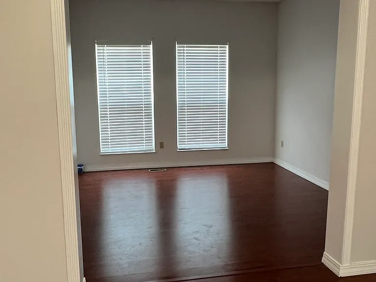 1862 Summitview Dr — Photo 14