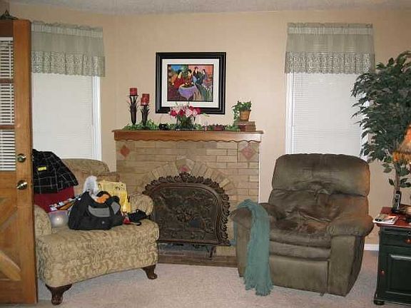 2nd image of 529 N Beard Ave