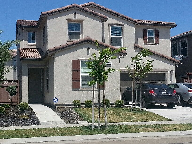 2nd image of 193 W Aventino Ave