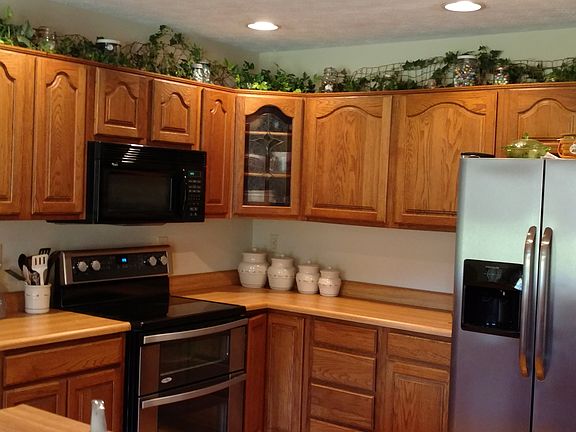 5th image of 7147 Fox Hollow Ct