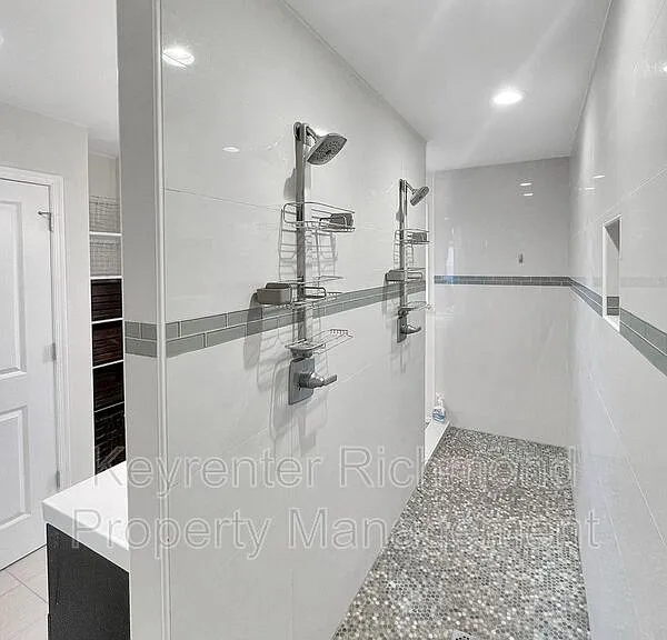406 Bridge Creek Ct — Photo 23