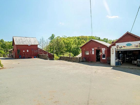 5th image of 7613 Dogwood Rd