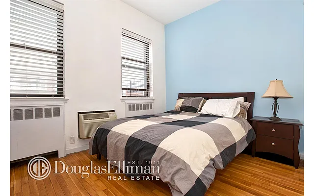 Rented by Douglas Elliman | media 14