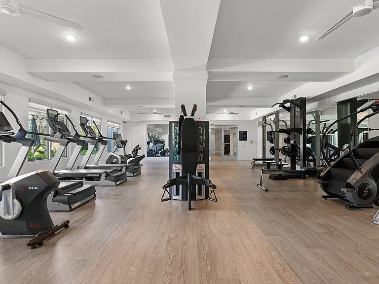 Bell Westchase — Photo 17