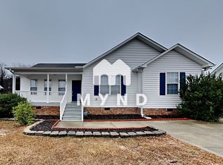7608 Lilly Pond Ln, Fuquay Varina, NC 27526