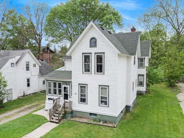 15 Washington St, Mount Clemens, MI 48043