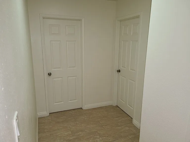 851 Taft Ave — Photo 21