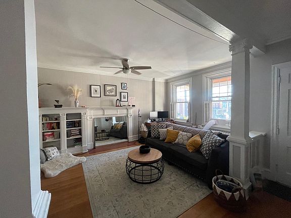3rd image of 1514 W 14th St APT 1