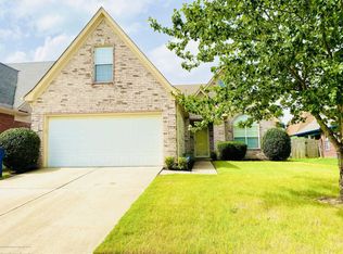 9938 Vista Ridge Dr, Olive Branch, MS 38654